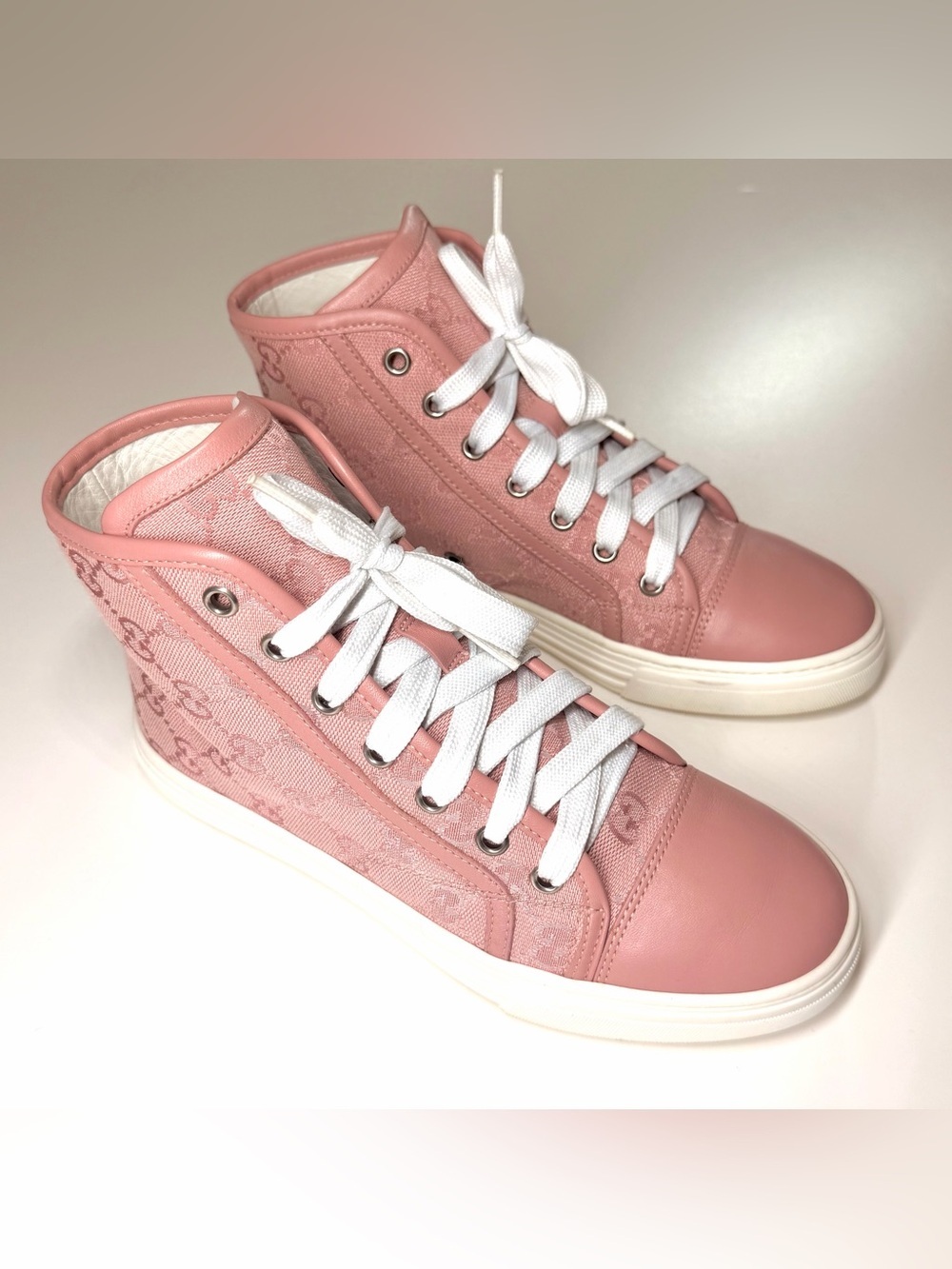 Gucci Women's GG High "Logo Print - Soft Pink" Sneakers Size- 36 - Picture 3 of 13